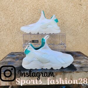 Nike Air sneakers Serena Williams Size 10  27cm  NWT